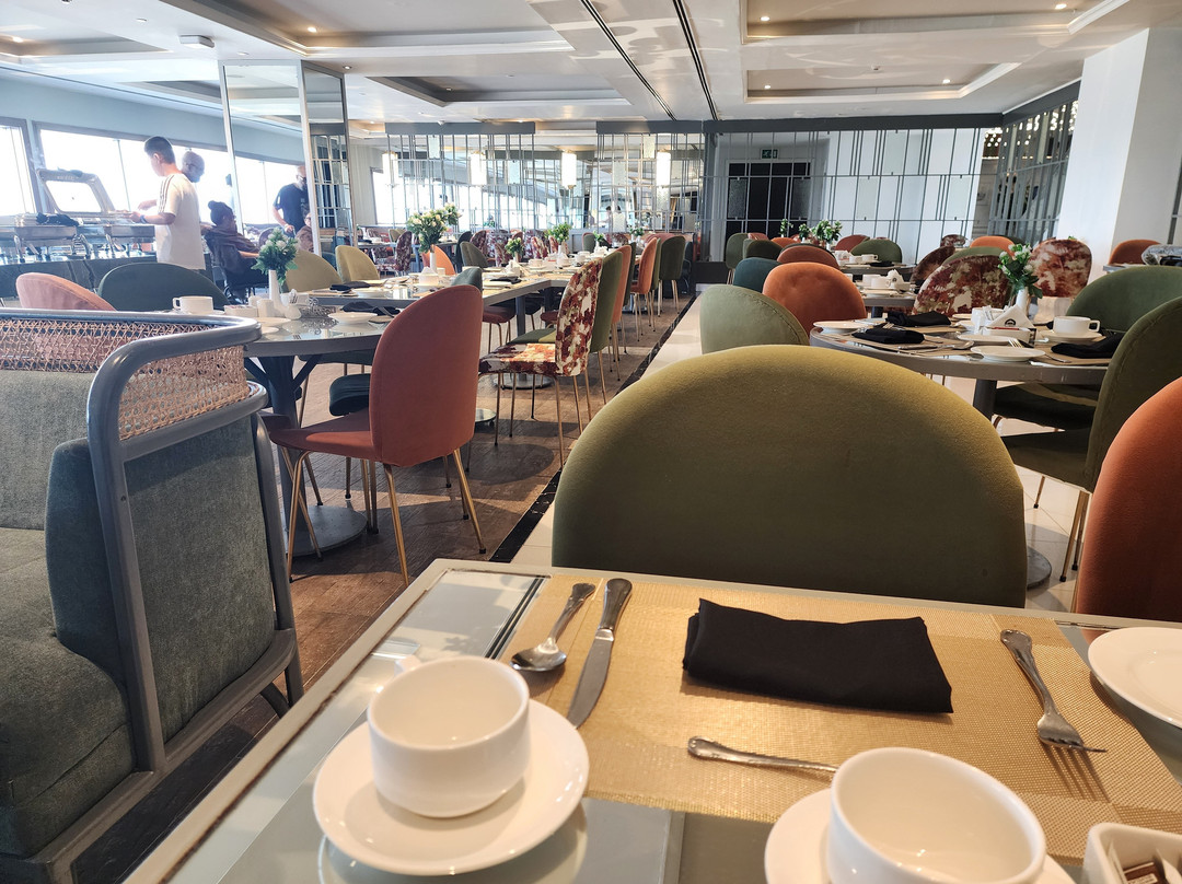尼莎乔哈尔镇酒店主图