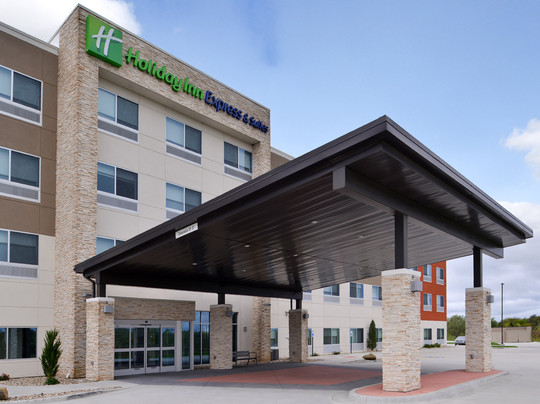 Holiday Inn Express & Suites Lee's Summit - Kansas City By IHG主图