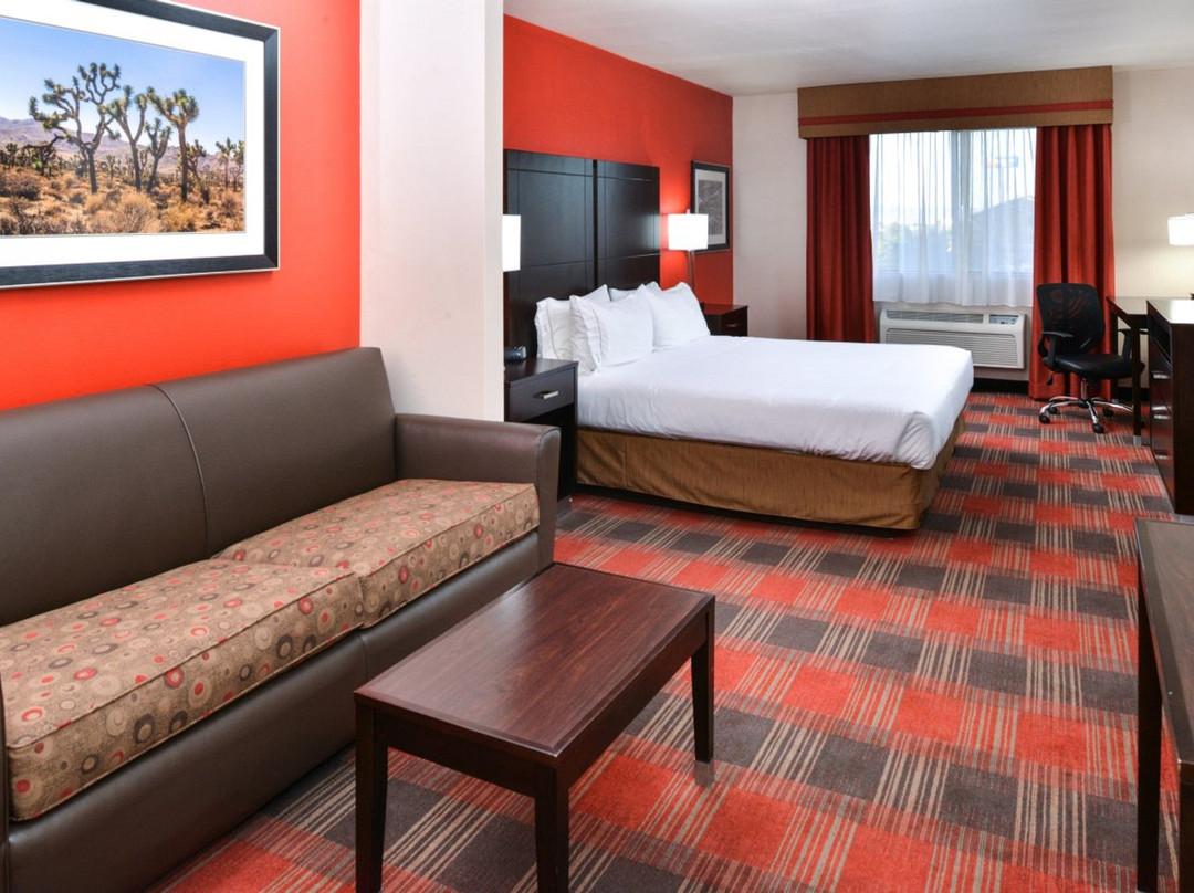 Holiday Inn Express & Suites Kingman by IHG主图