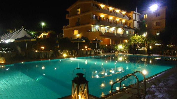 Isola di Capo Rizzuto酒店住宿-Hotel Il Corsaro