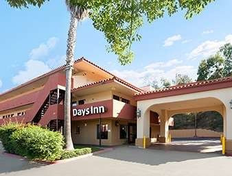 Days Inn by Wyndham Encinitas Moonlight Beach主图