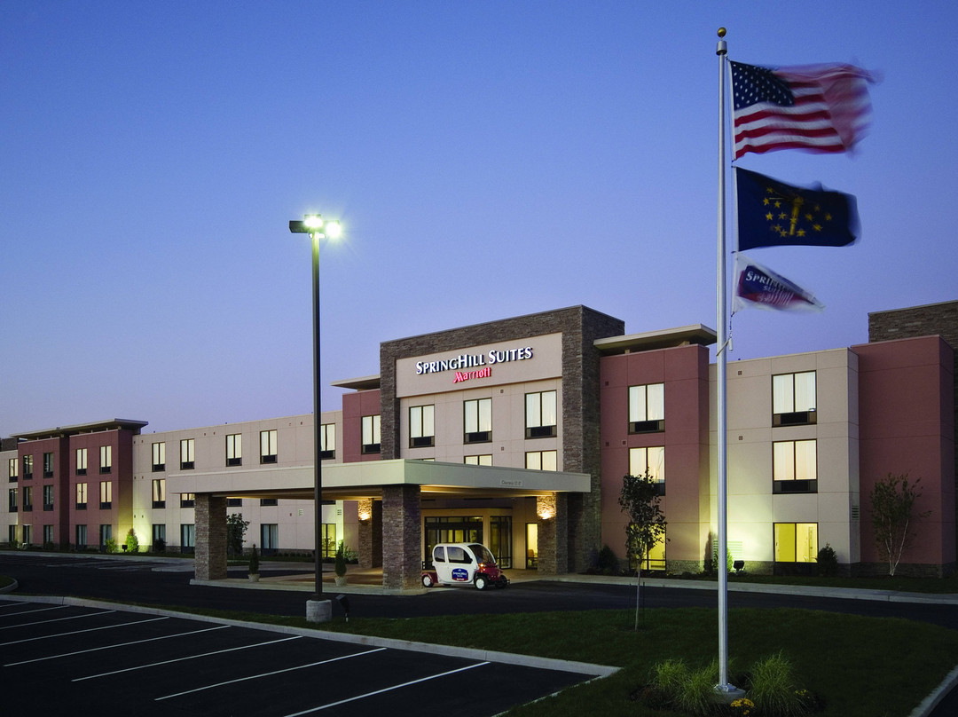 特雷霍特 SpringHill Suites 酒店主图