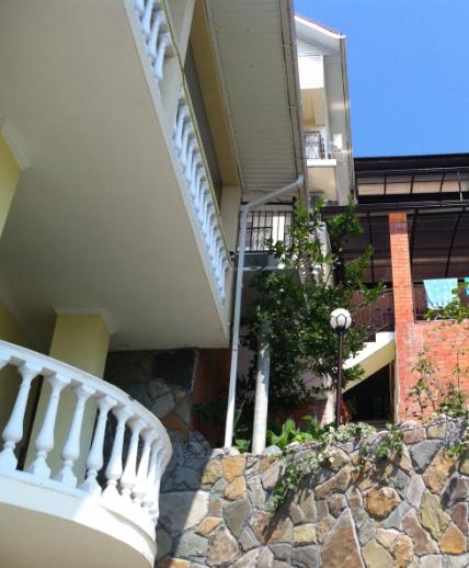Guest House Visoky Zamok-客卧
