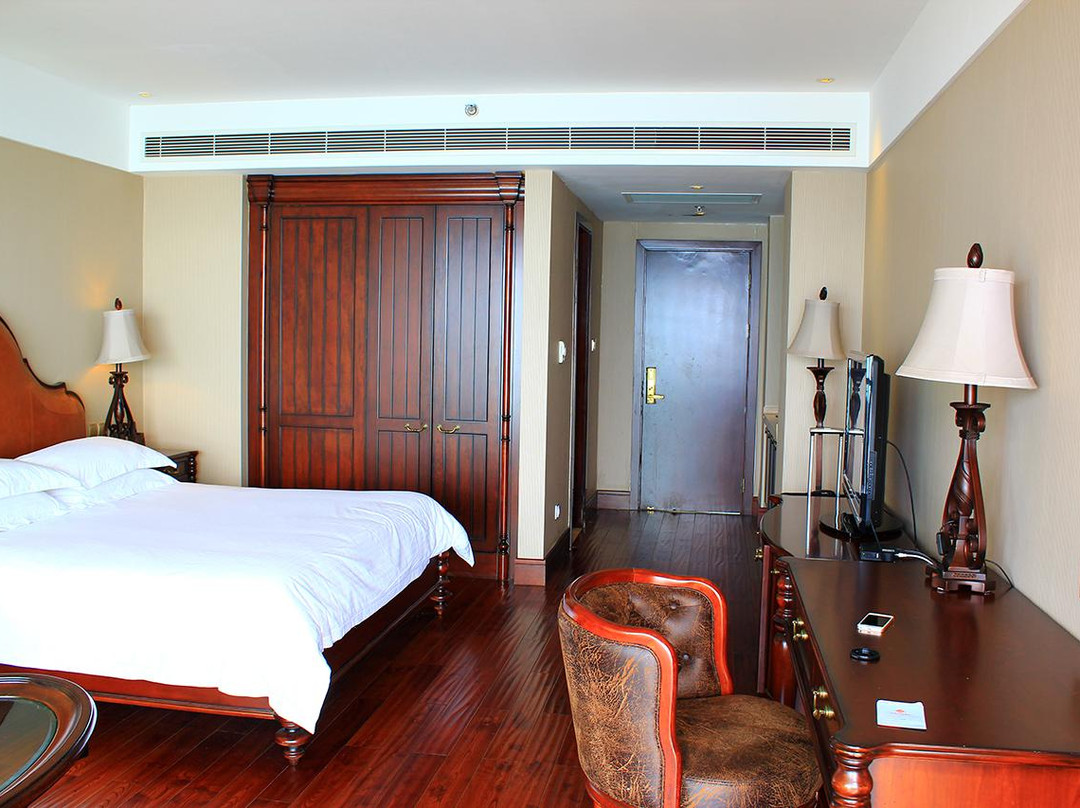 杭州·淳安·花园饭店（千岛湖镇银泰广场店）主图