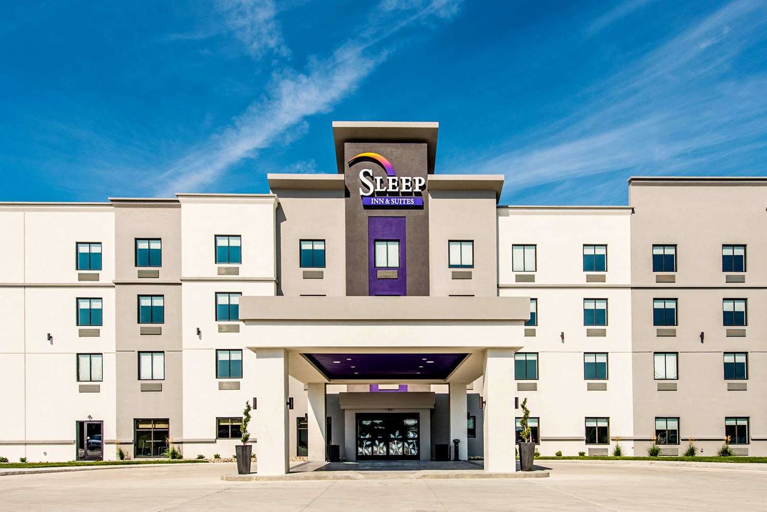 Sleep Inn & Suites-官方