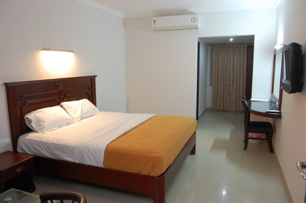 Hotel Queen Palace-官方