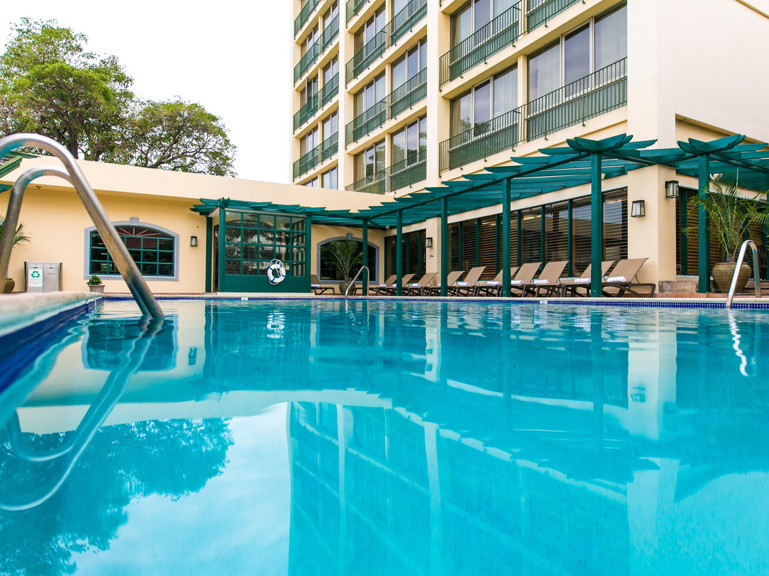 Courtleigh Hotel & Suites The主图