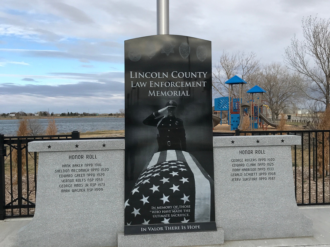 Lincoln County Law Enforcement Memorial景点图片