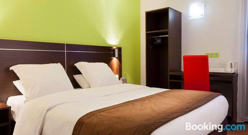 Enzo Hotel Bretigny