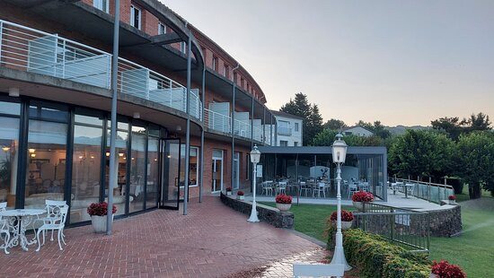 RIU奥洛特酒店主图