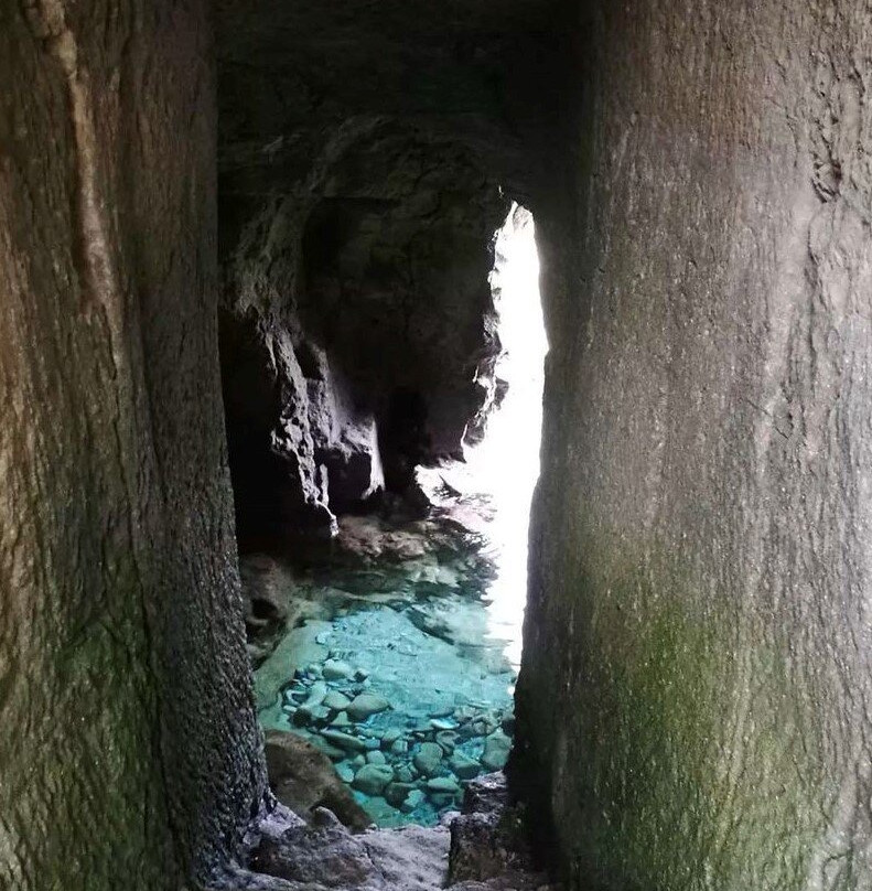 Grotta Delle Sirene景点图片