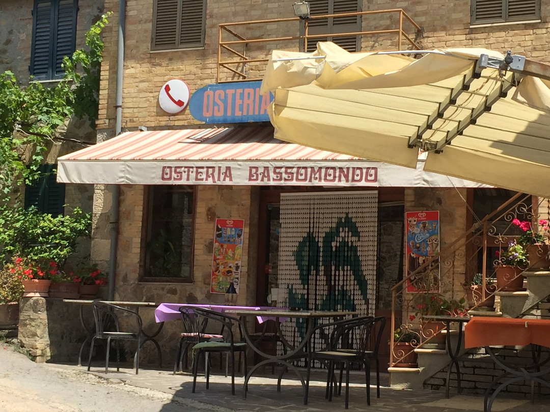 Castelnuovo dell'Abate餐馆和美食-Osteria Bassomondo