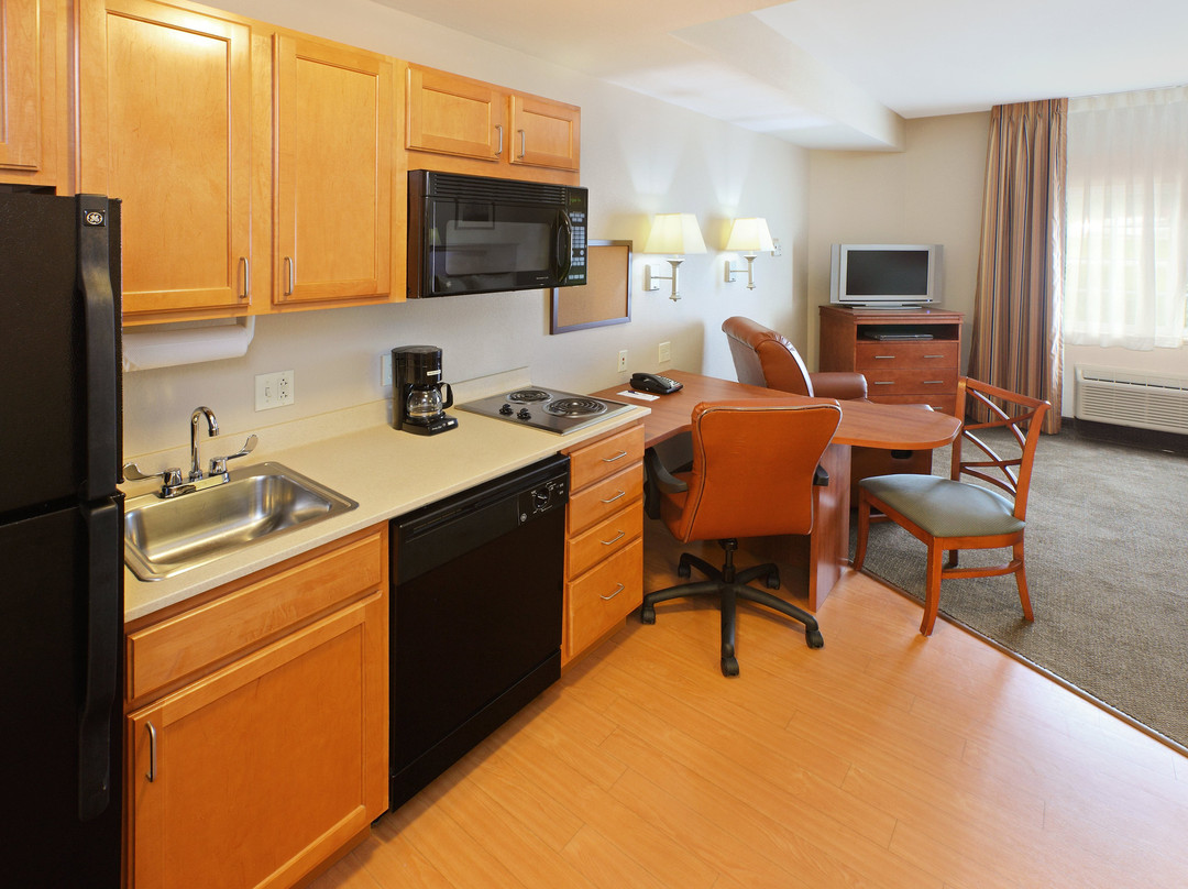 Candlewood Suites 江伟 by IHG主图