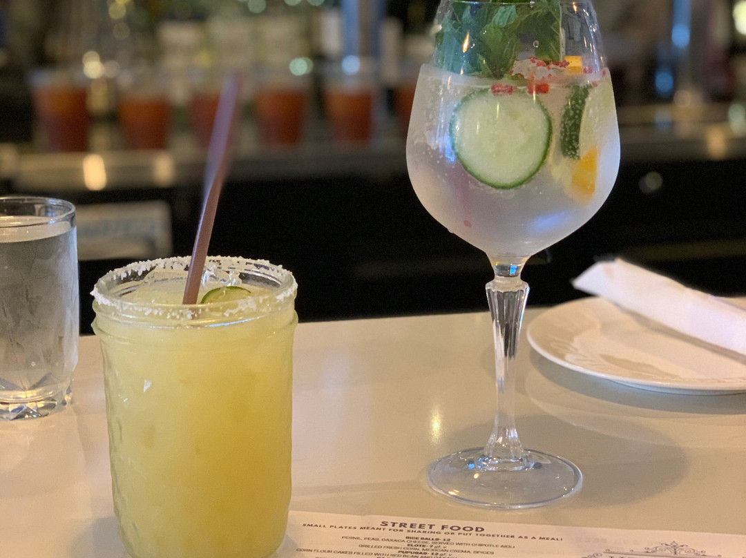 Hermanas Kitchen And Cocktails