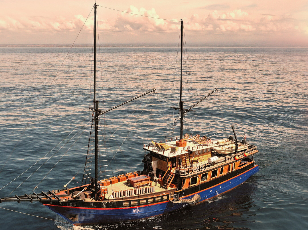 Ilike Live aboard Indonesia