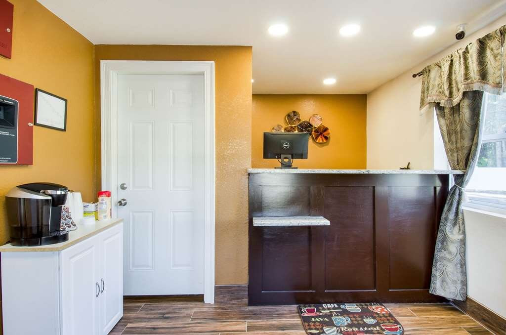 Rodeway Inn Middleboro-Plymouth主图