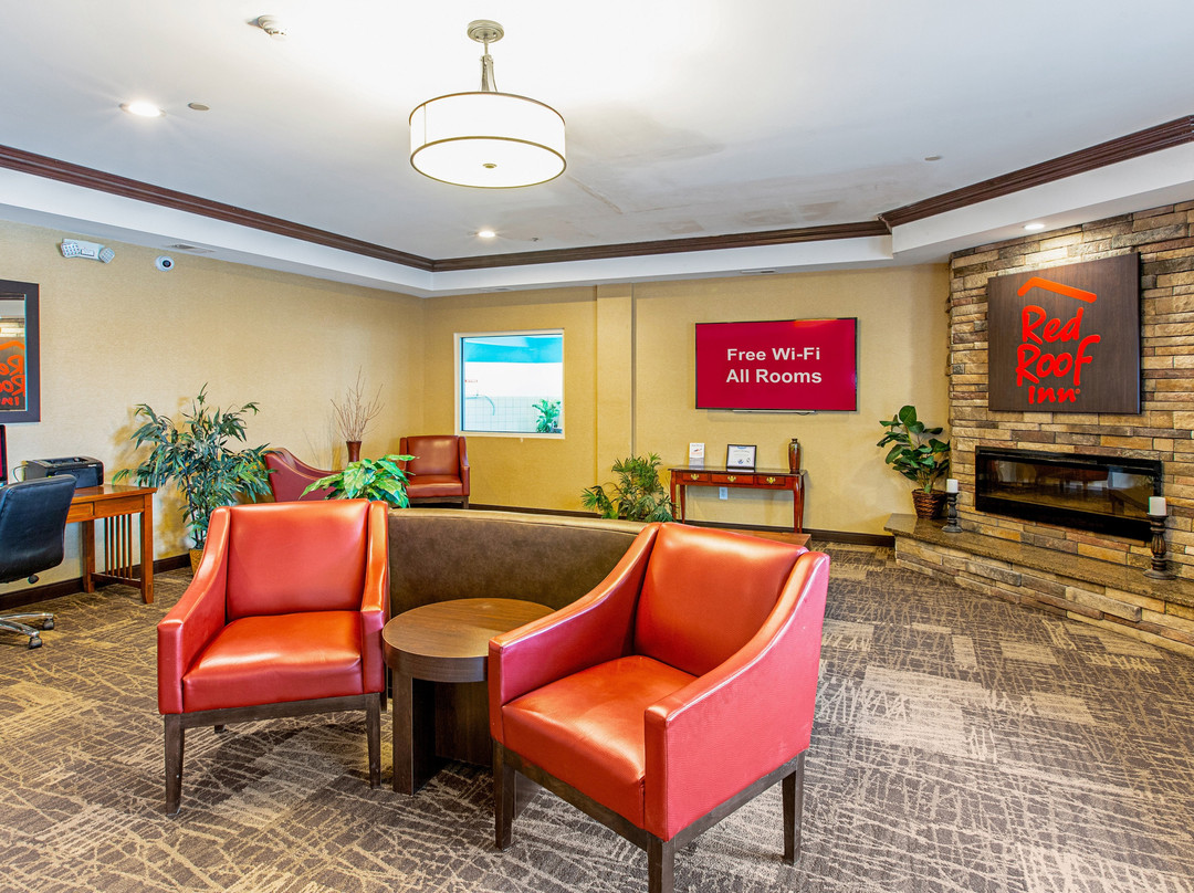 Red Roof Inn & Suites Omaha - Council Bluffs主图