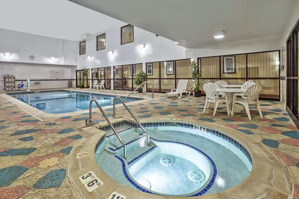 Hampton Inn Detroit/Belleville-Airport Area主图