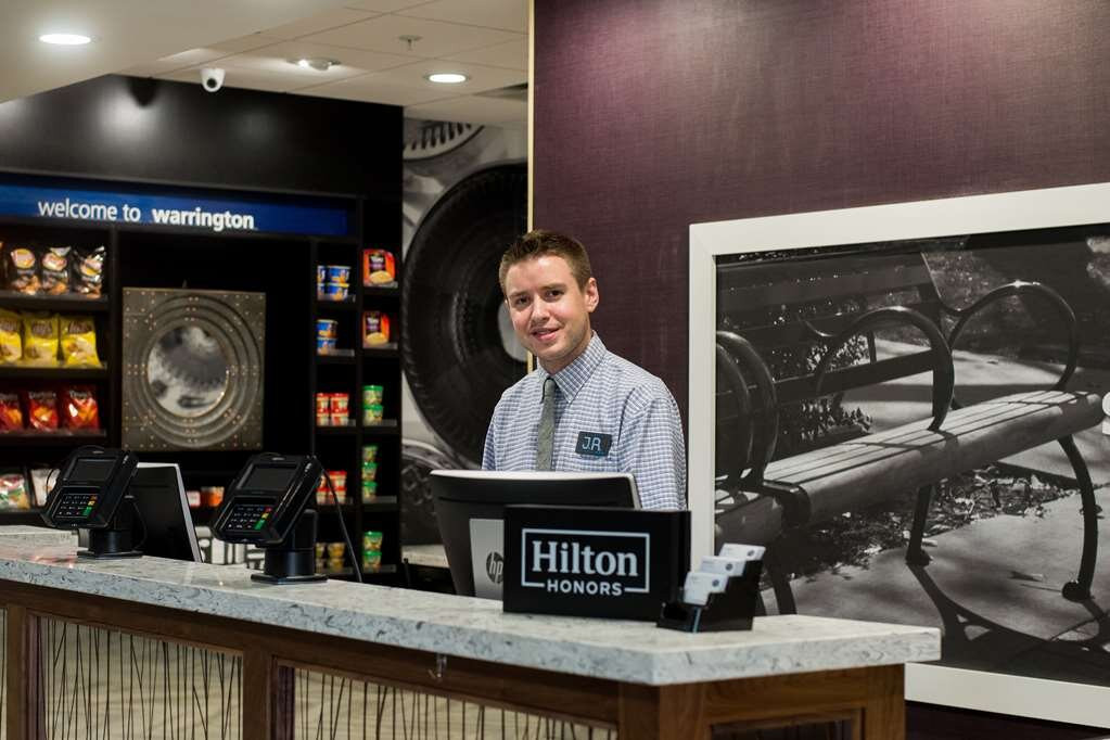 Hampton Inn & Suites Warrington Horsham主图