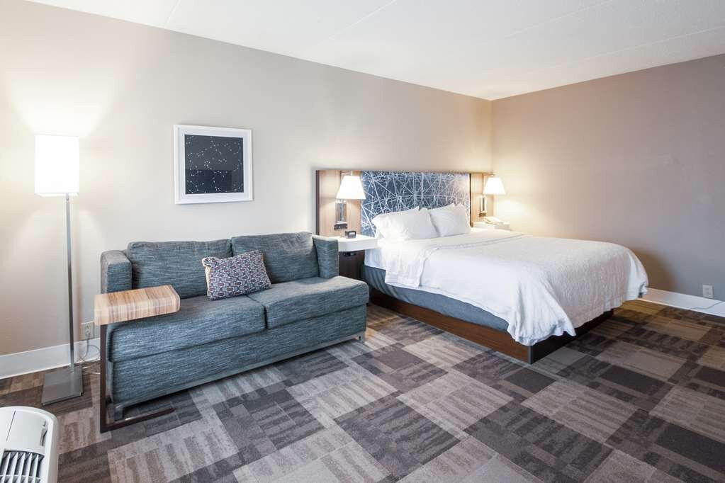 Hampton Inn & Suites Huntsville Hampton Cove主图