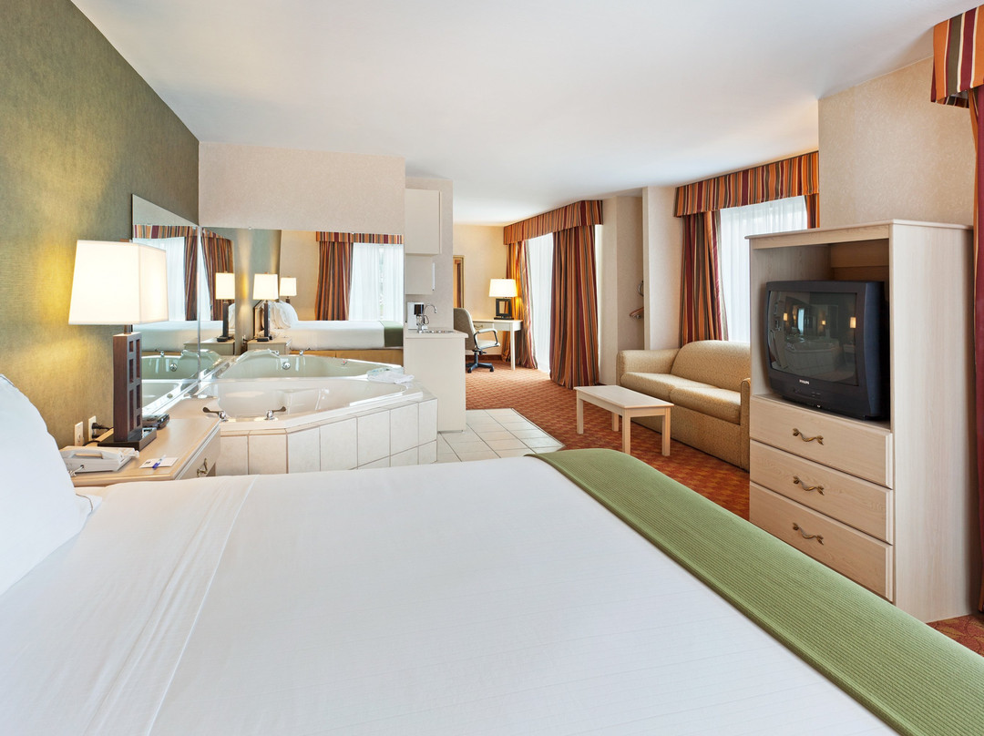 Holiday Inn Express & Suites Corbin by IHG主图