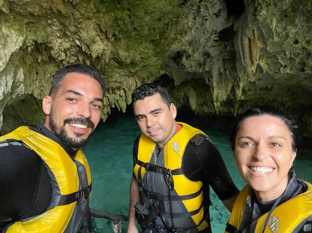 Cenotes Sac Actun景点图片