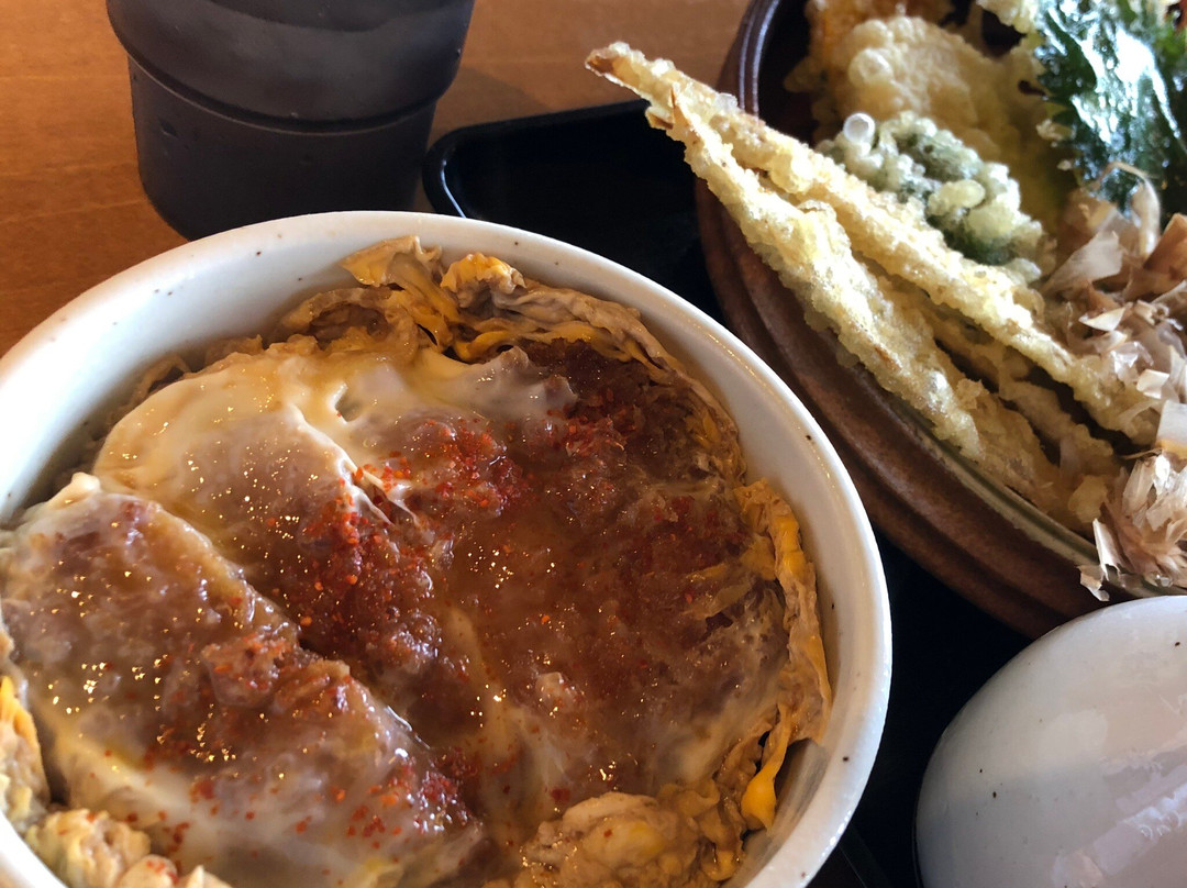大地のうどん　宗像店
