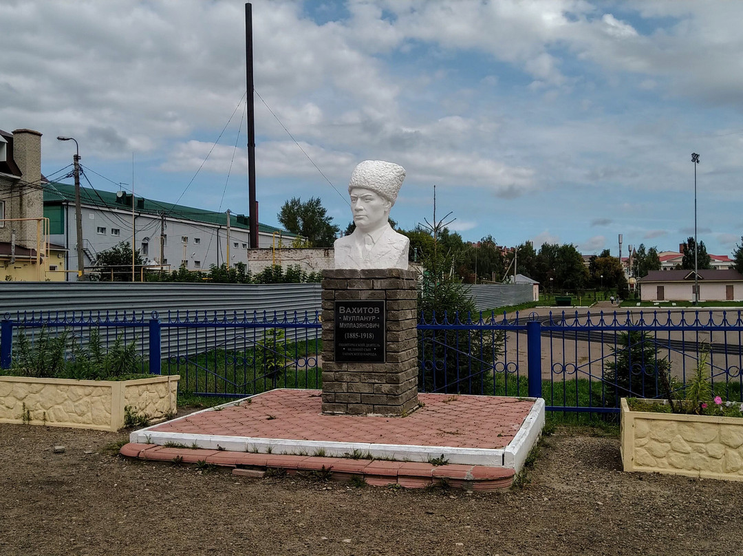 Monument to M. Vakhitov-Buinsk必去景点