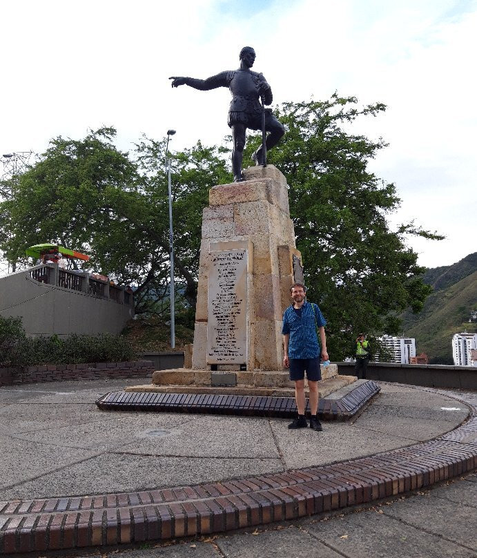 Mirador Sebastian Belalcazar-卡利必去景点