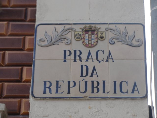 Praça da República-Caldas da Rainha必去景点
