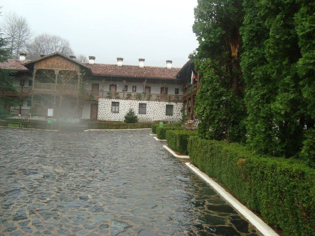Klisurski Monastery景点图片