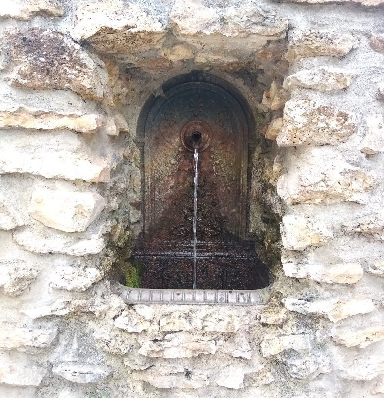 Fontaine De Bouffémont景点图片