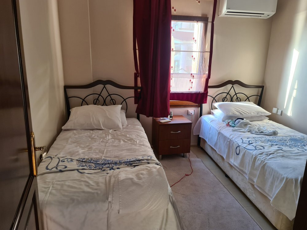 Sunset Beach Apartments主图