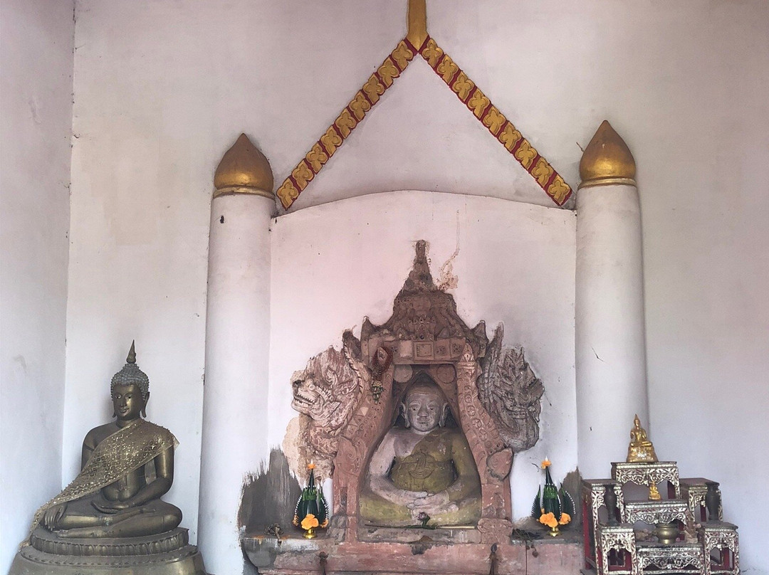 Wat Mano Phirom-万艾必去景点