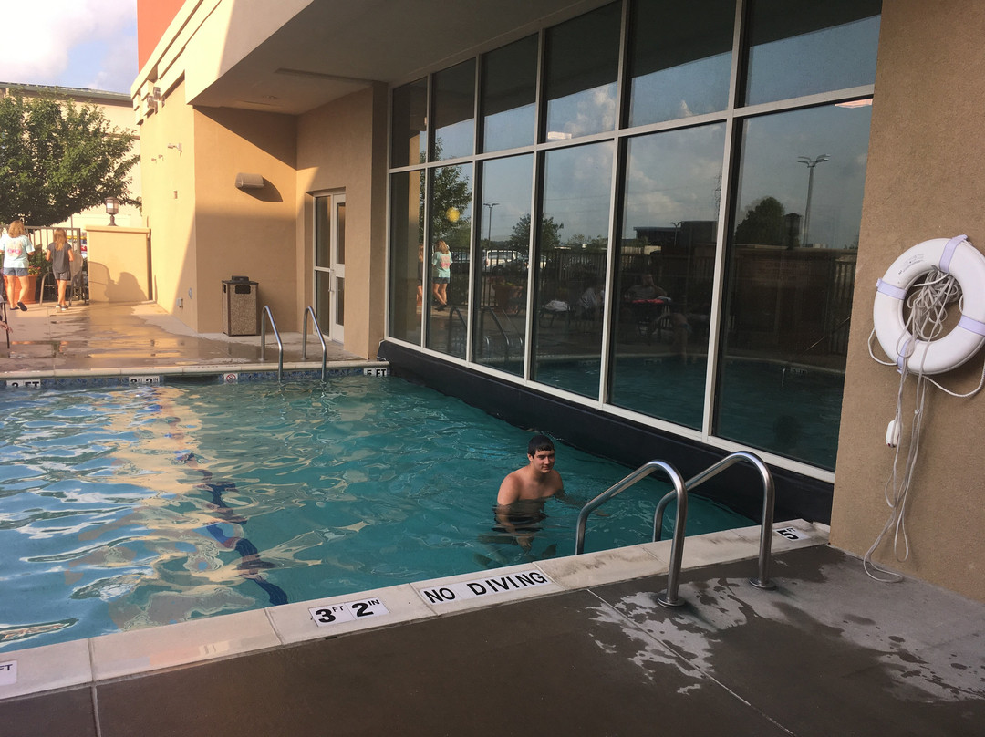 Drury Inn & Suites St. Louis Arnold主图