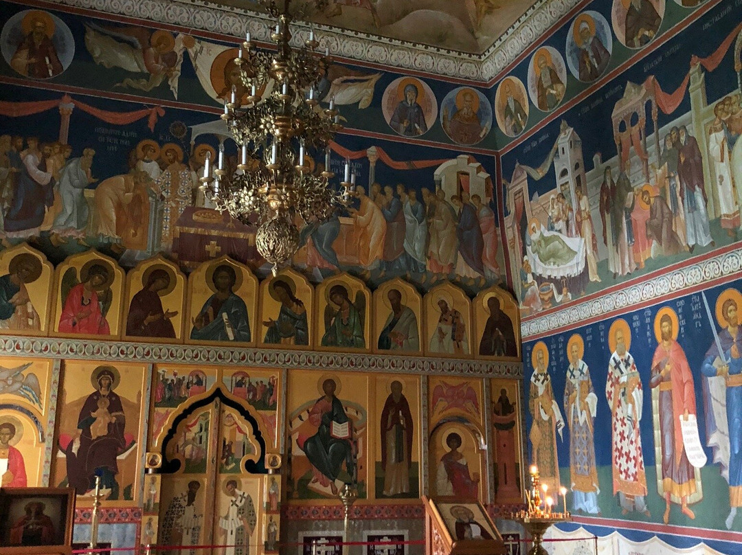 Troitskiy Cathedral-佩列斯拉夫尔-扎列斯基必去景点