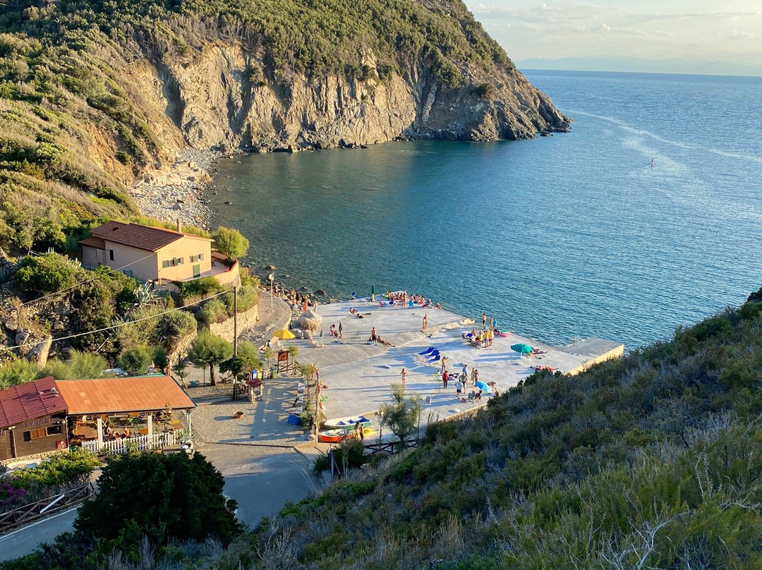 Spiaggia di Patresi景点图片