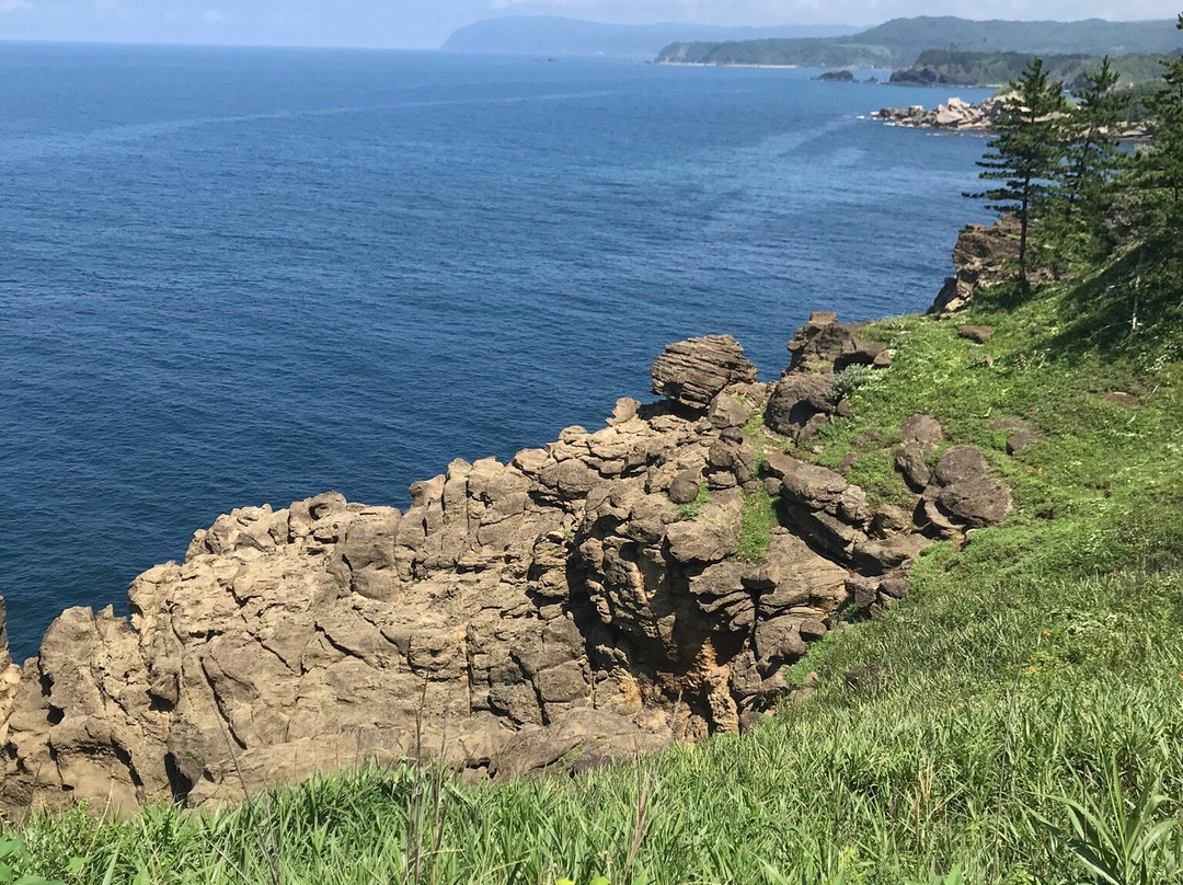 Yase Cliff景点图片