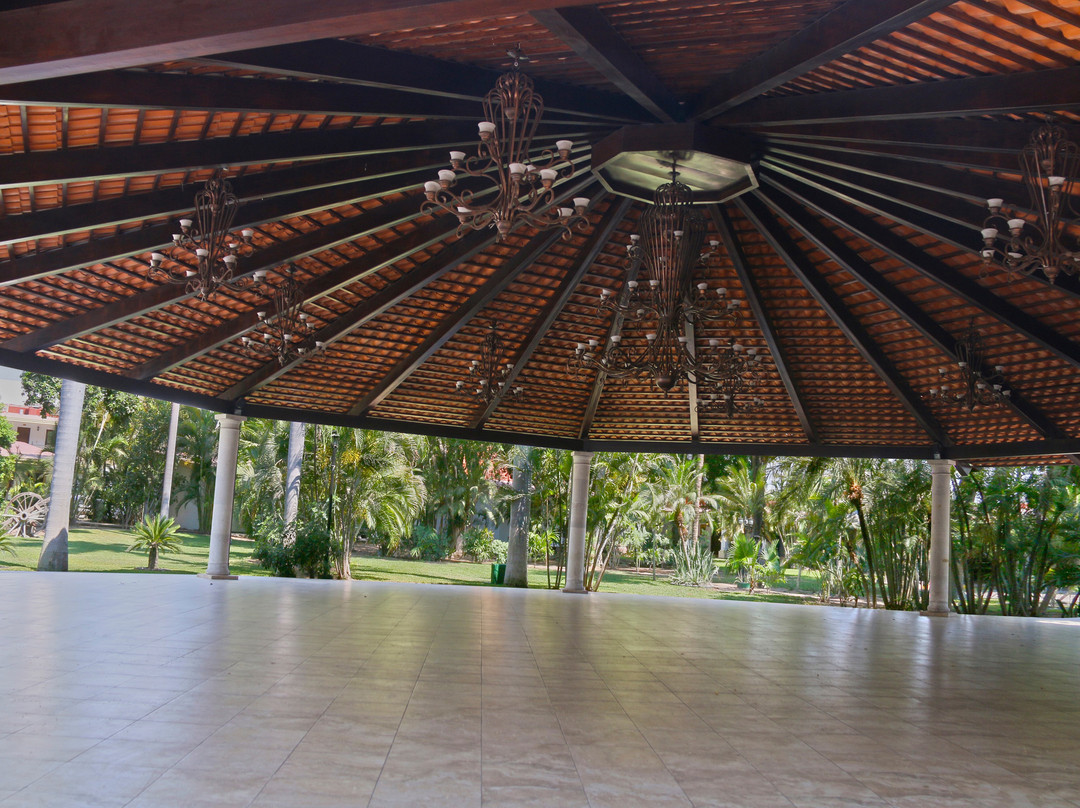 Inhouse Select Hacienda Tres Rios主图