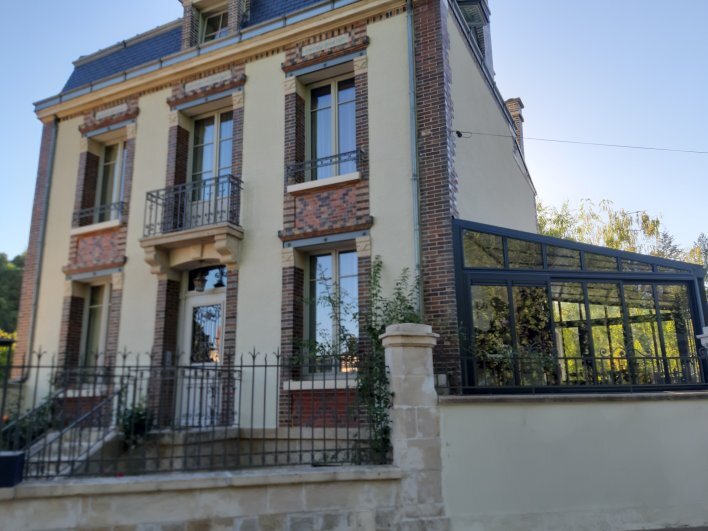 Villa Thais-官方