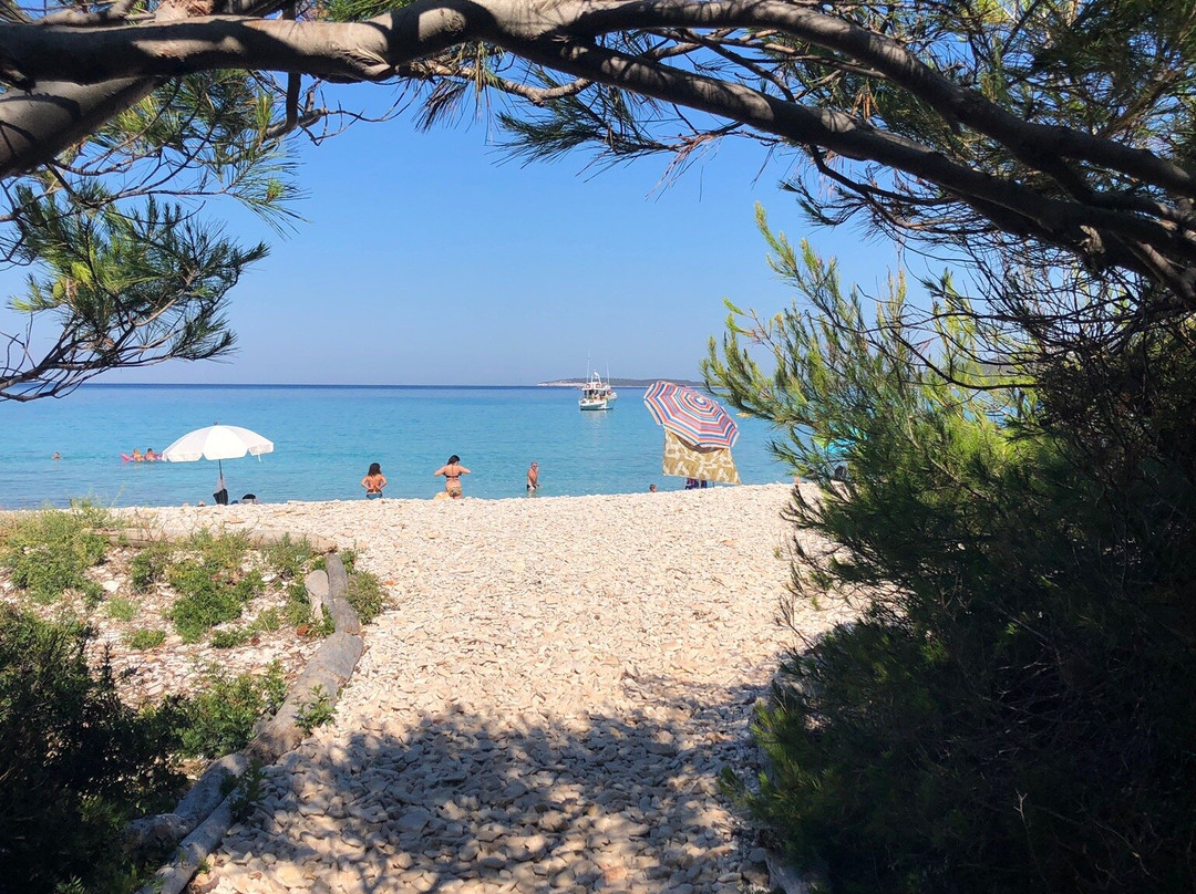 Beach Veli Zal景点图片