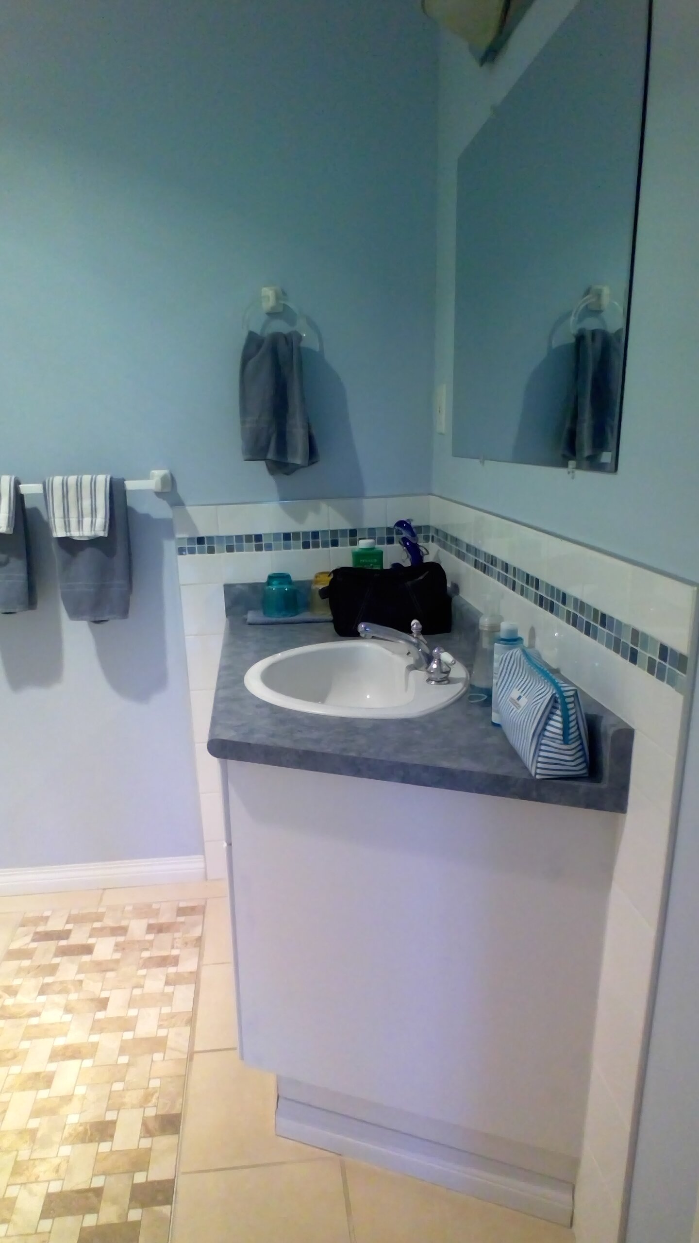 Madeira Park Bed and Breakfast-浴室