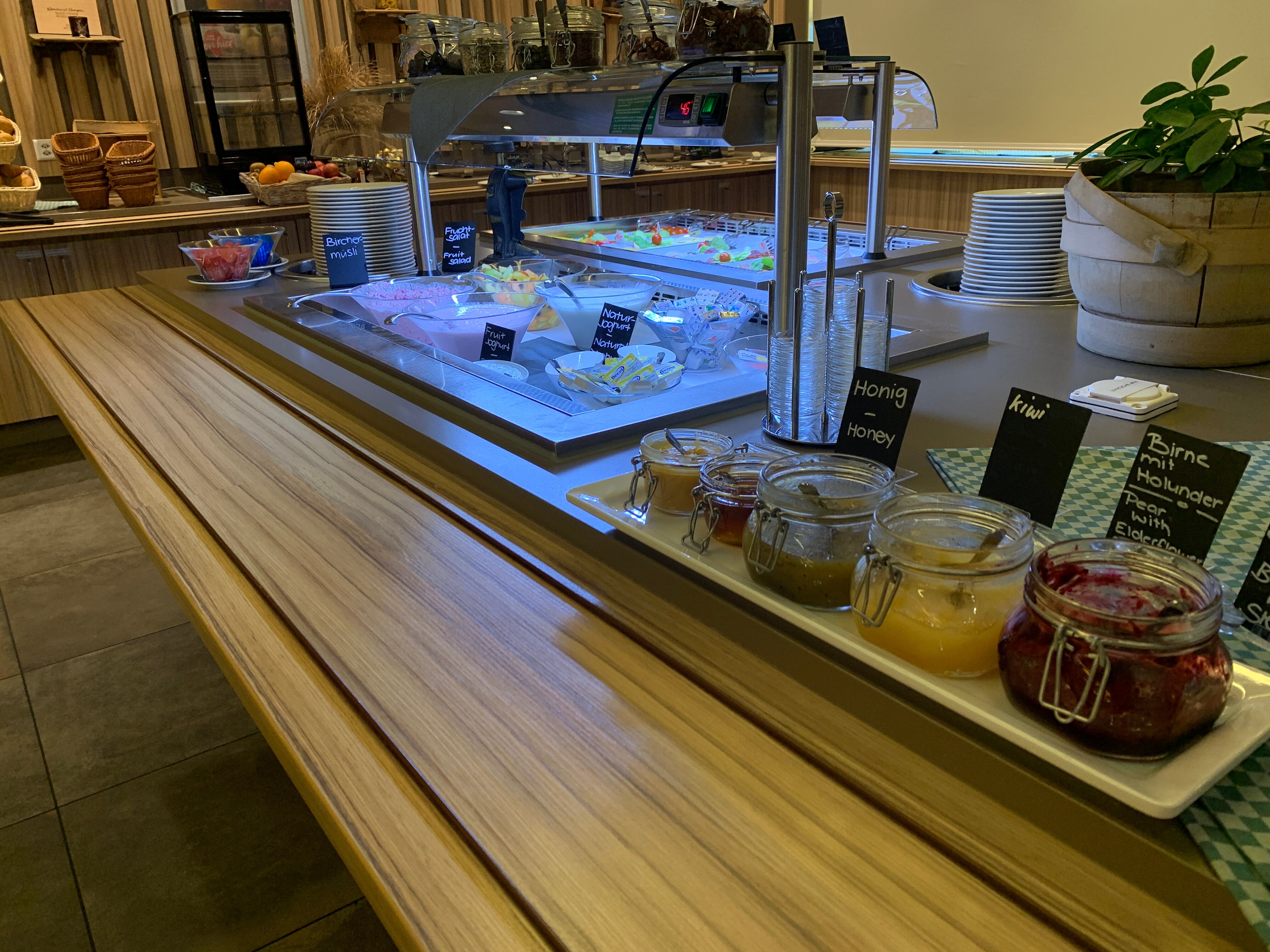 Jufa Hotel Malbun-餐饮