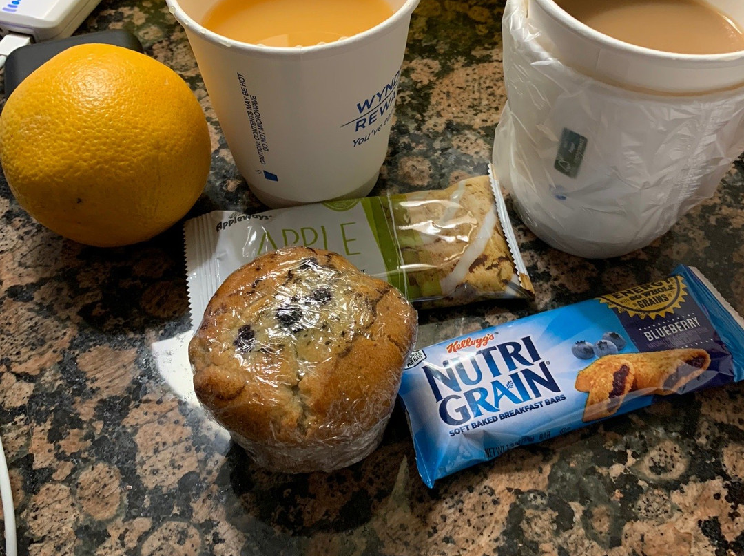 Days Inn by Wyndham Titusville Kennedy Space Center主图