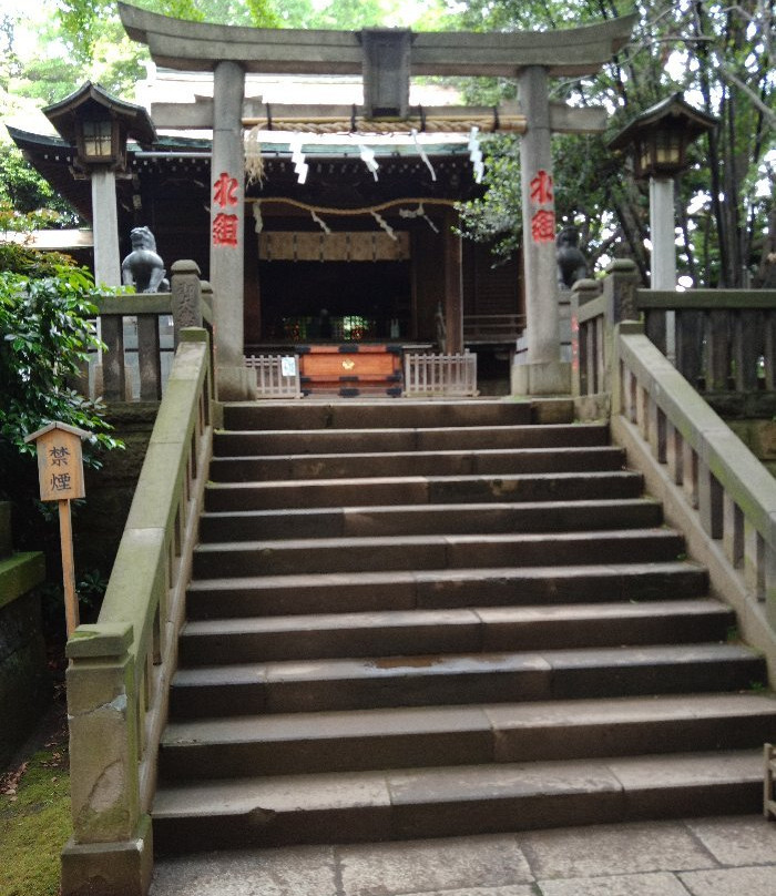 Suwa Shrine景点图片