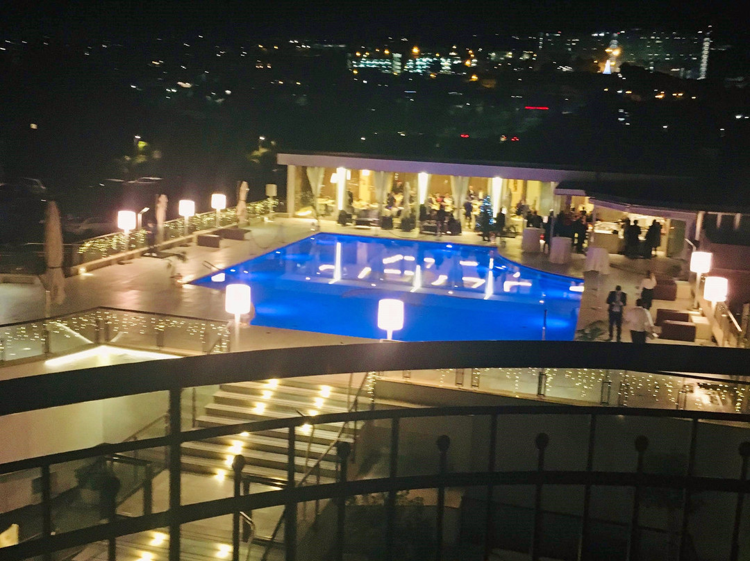 4 Spa Resort Hotel主图