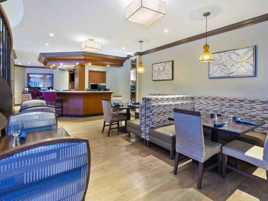 锡拉丘兹皇冠假日酒店主图