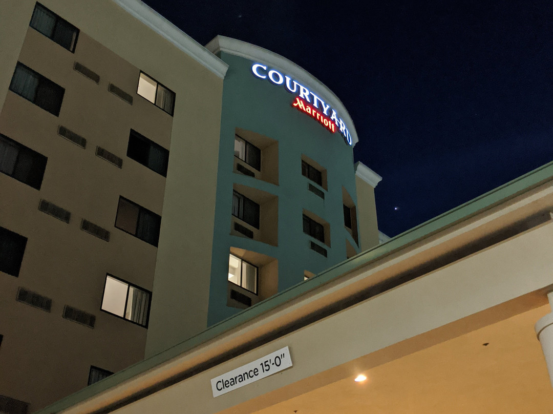 Courtyard by Marriott Charlotte Concord主图