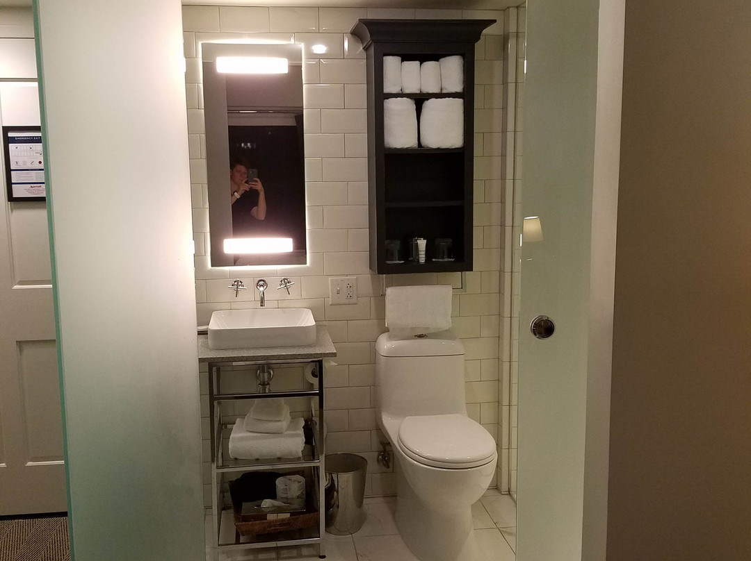 大学公园万豪酒店和会议中心主图