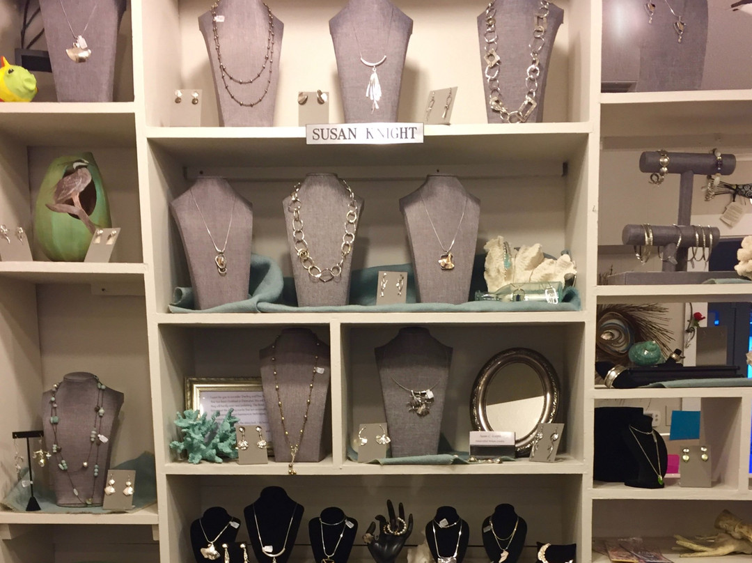 Maye River Gallery-布拉夫顿必去景点